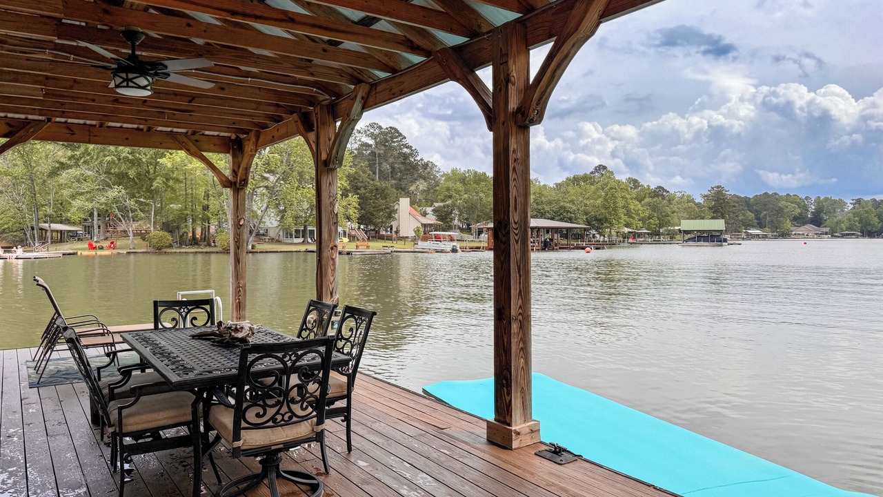 Photo of Outdoor in Smith Mountain Estates