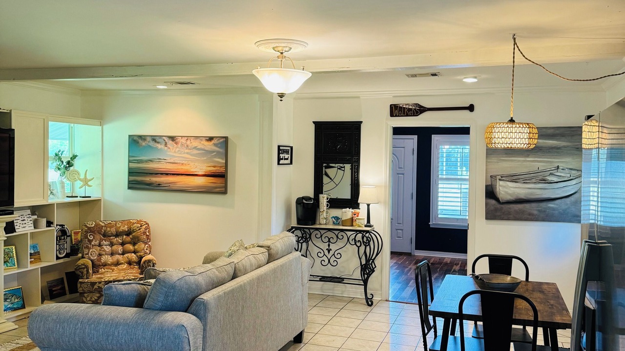 Photo of Livingroom in Vancleave