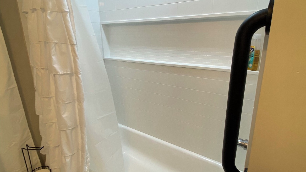 Photo of Bathroom in Laurel