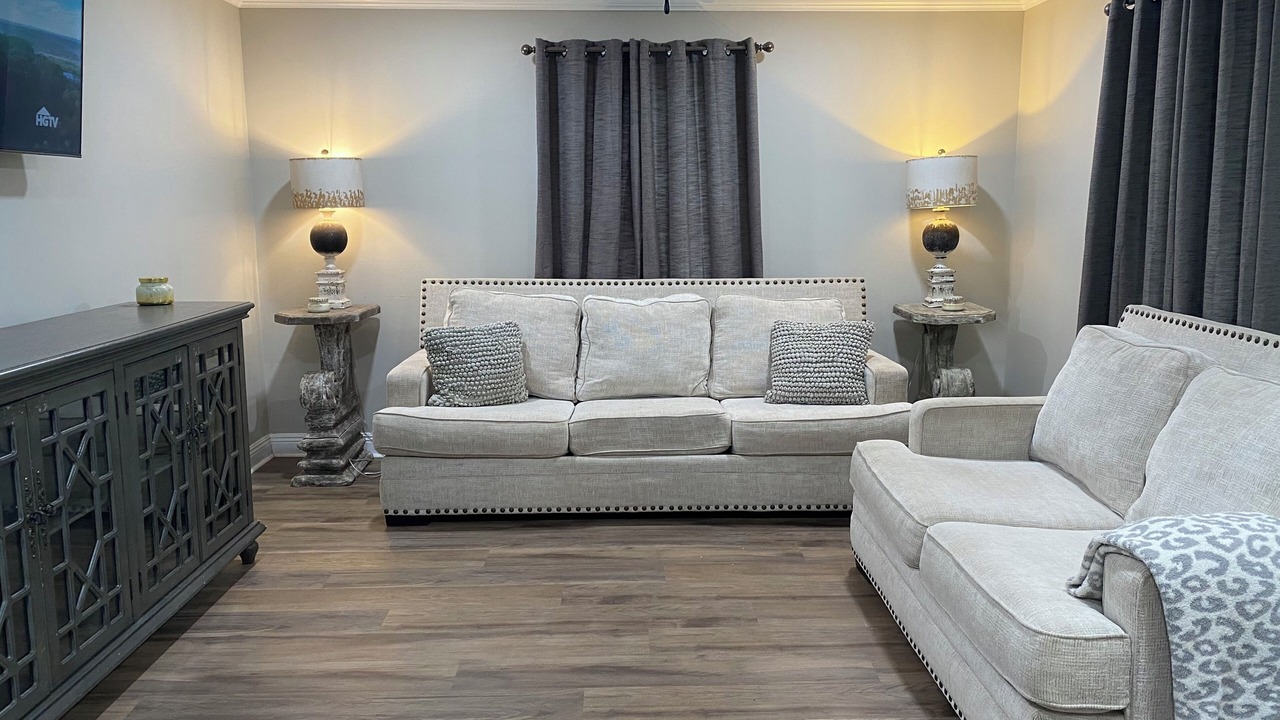 Photo of Livingroom in Laurel