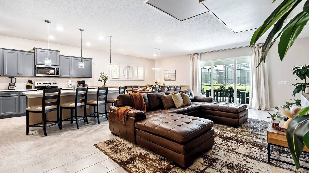 Photo of Livingroom in Four Corners