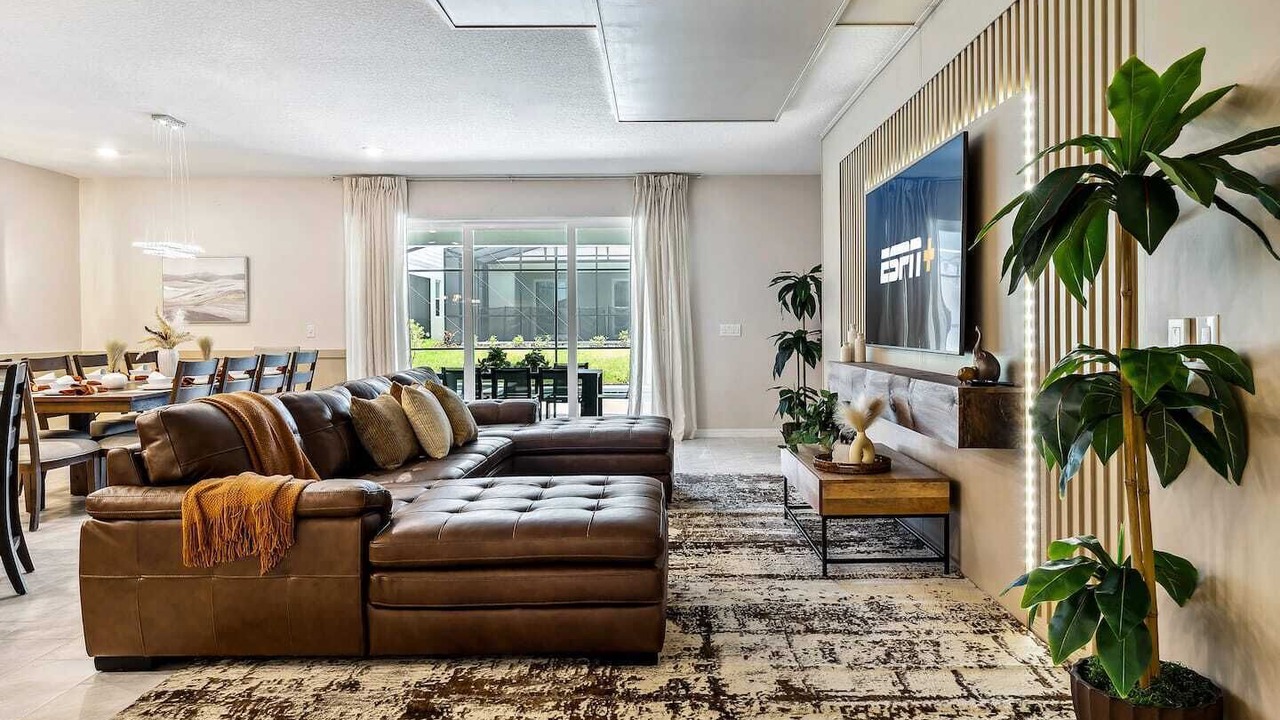 Photo of Livingroom in Four Corners