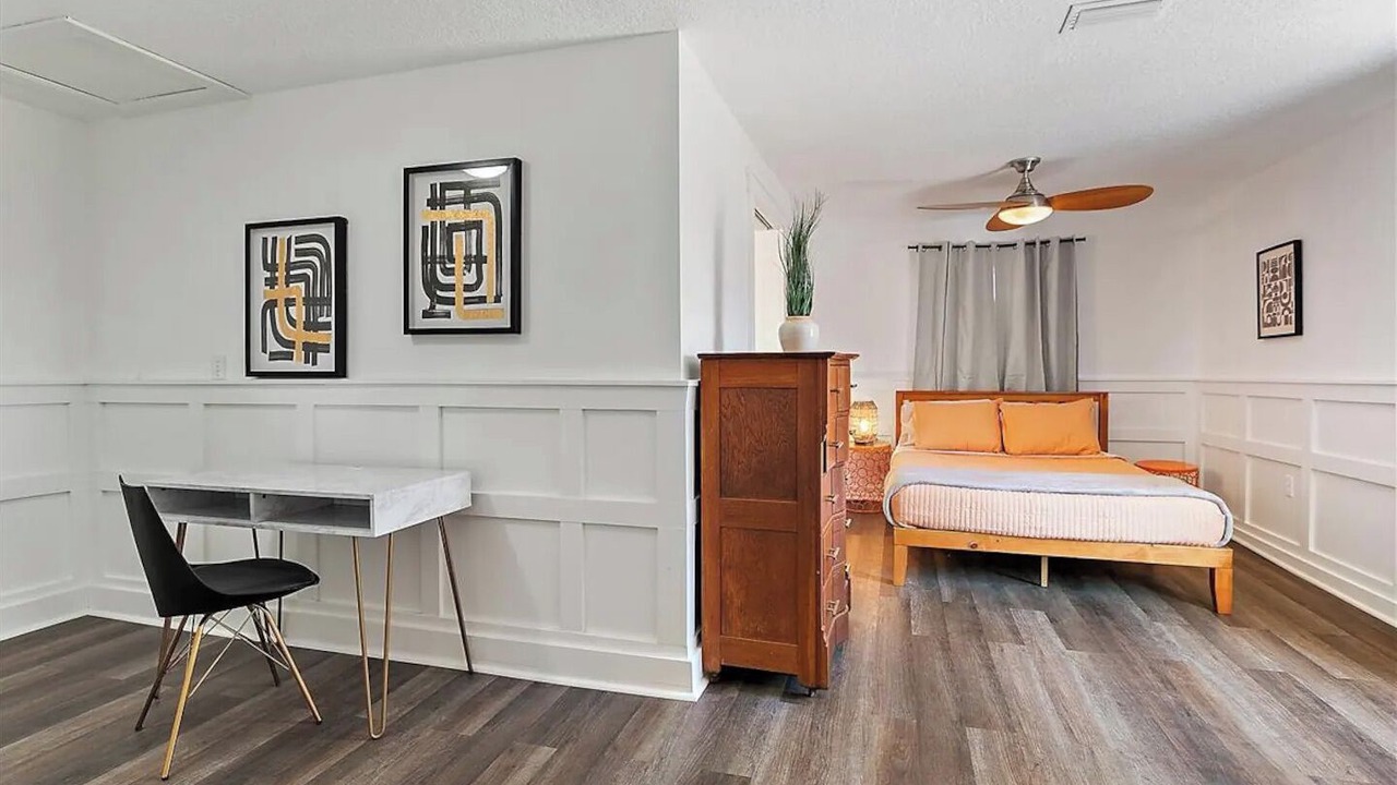 Photo of Bedroom in Murray Hill