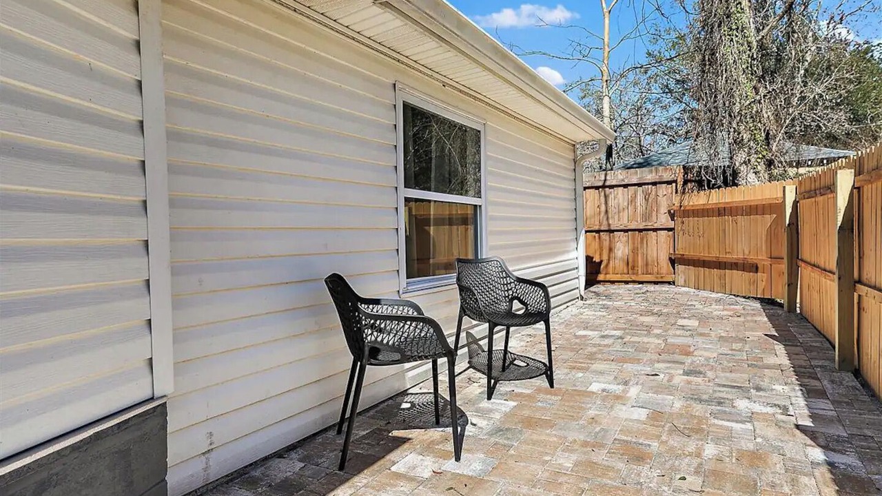 Photo of Patio Balcony in Murray Hill