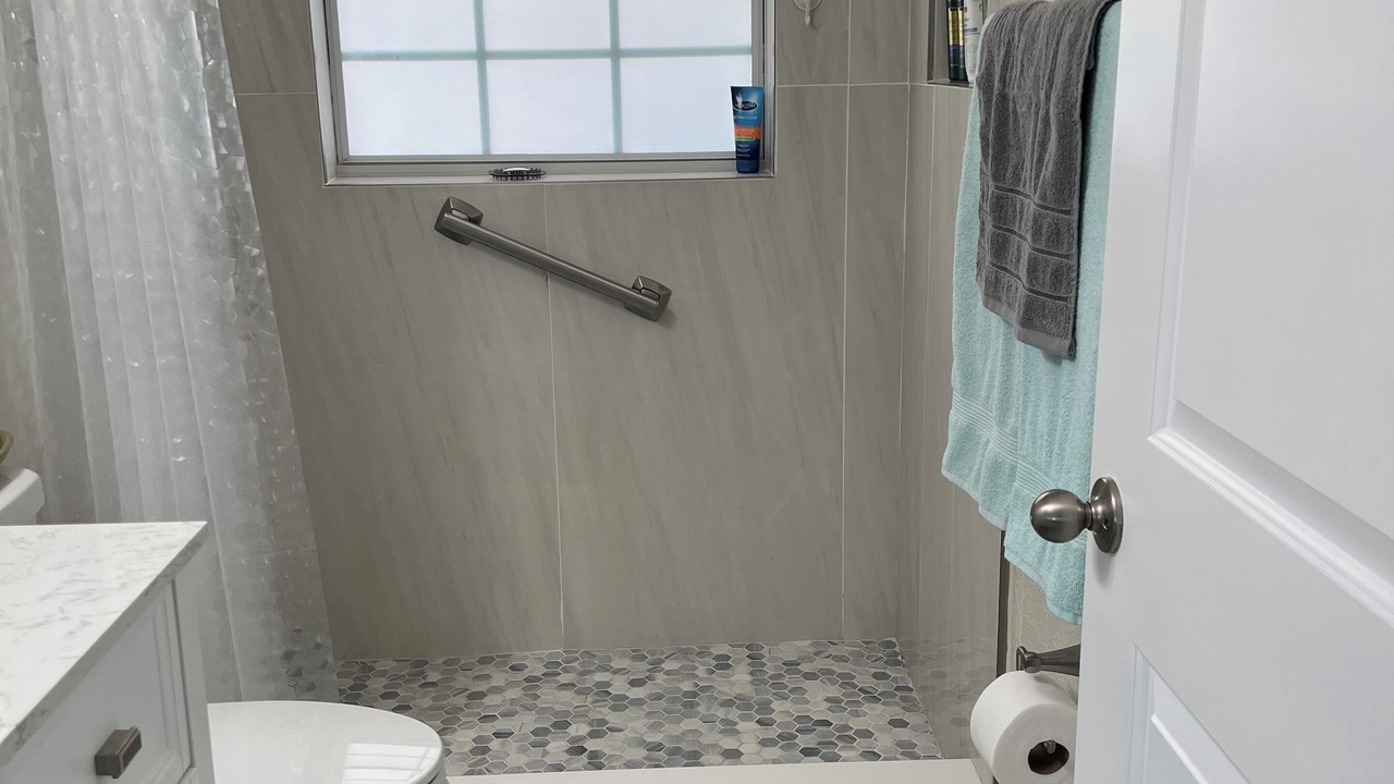 Photo of Bathroom in Mount Dora