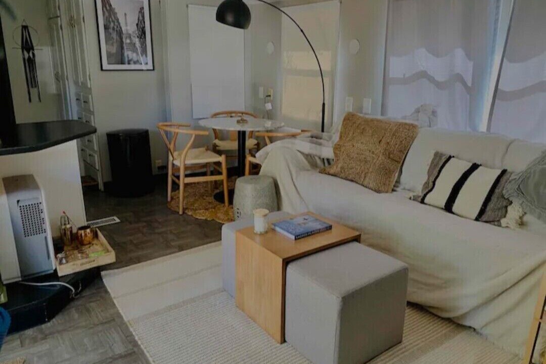 Photo of Livingroom in Salt Springs