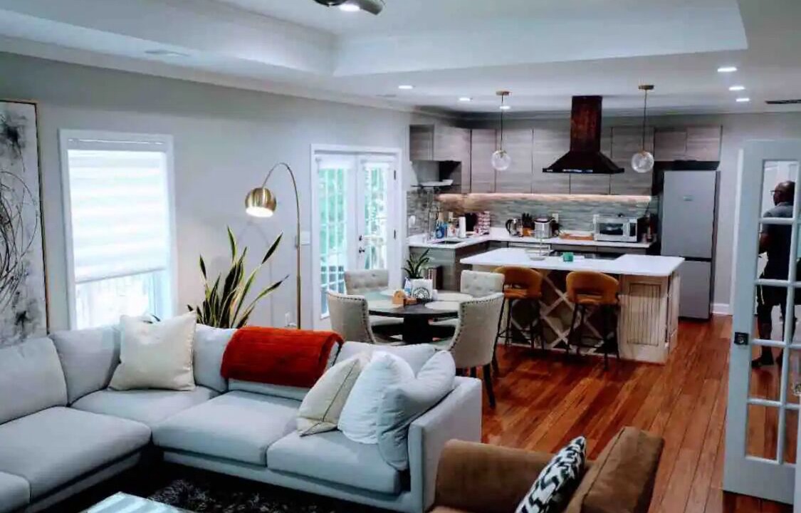Photo of Livingroom in Decatur