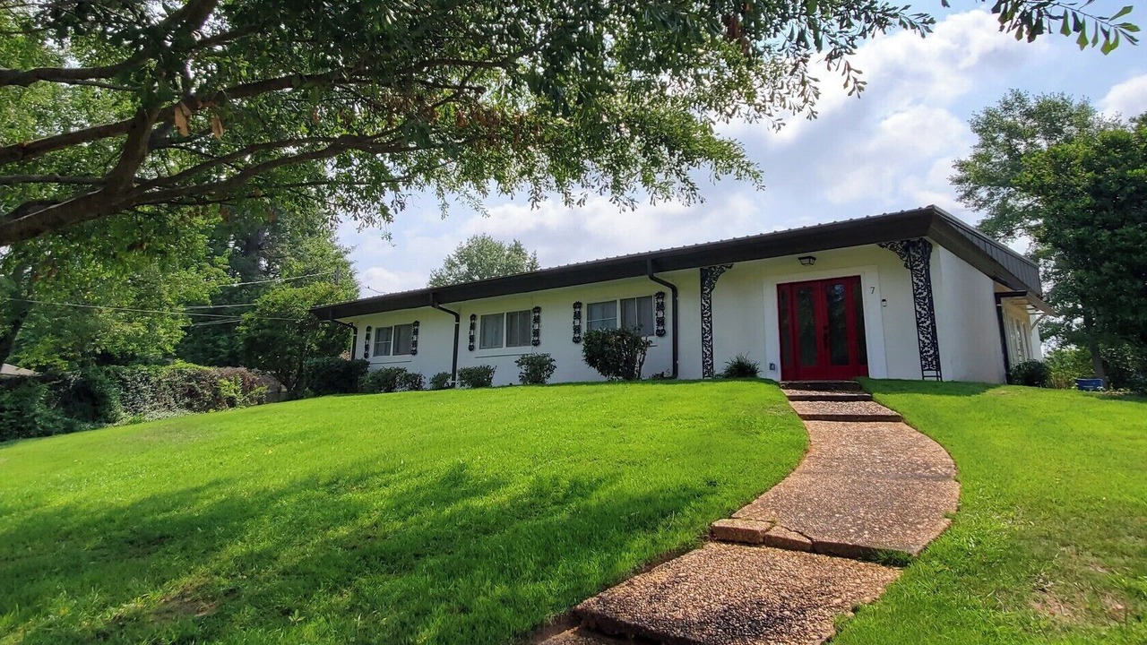 Photo of Outdoor in Forest Lake