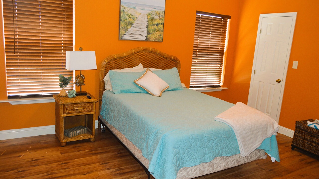 Photo of Bedroom in Shoreline Park