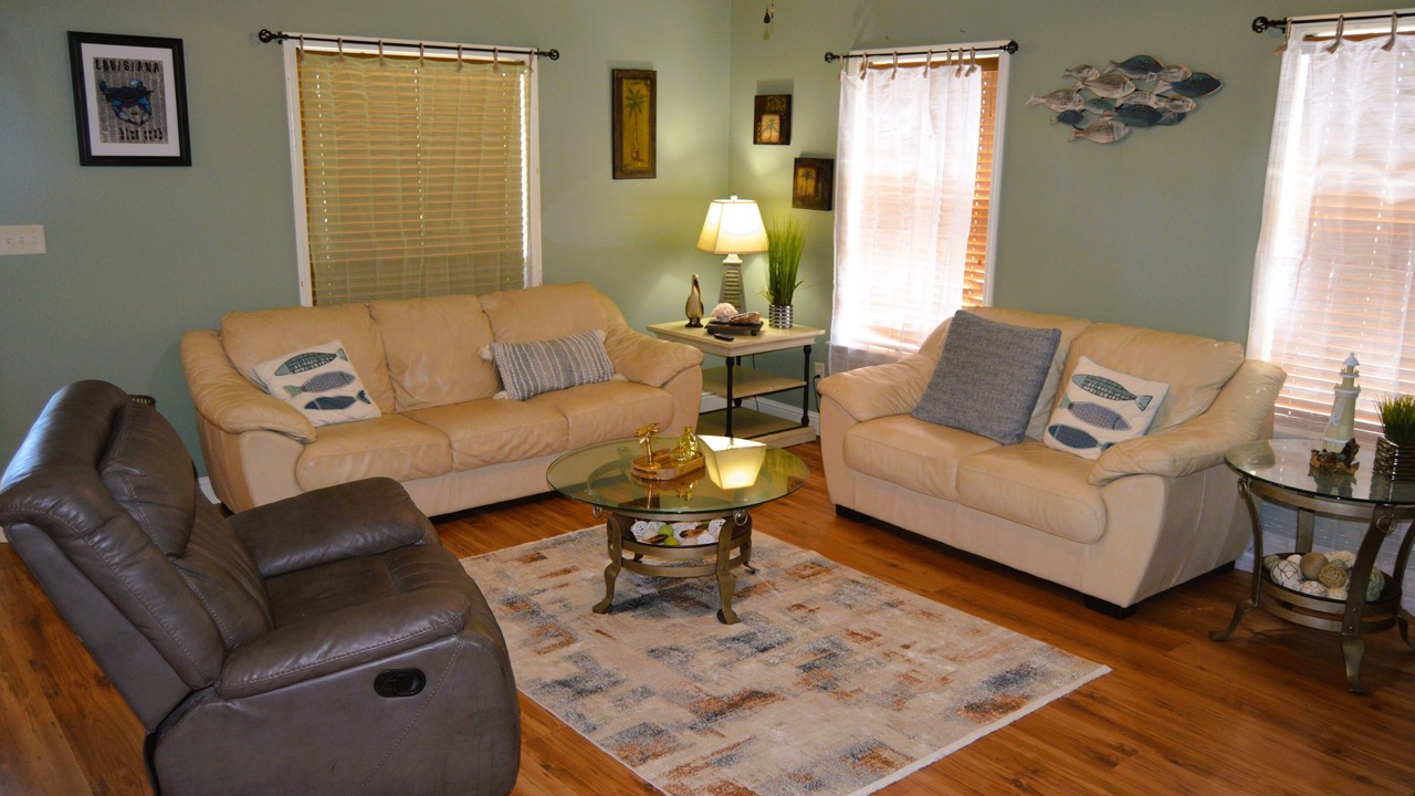 Photo of Livingroom in Shoreline Park