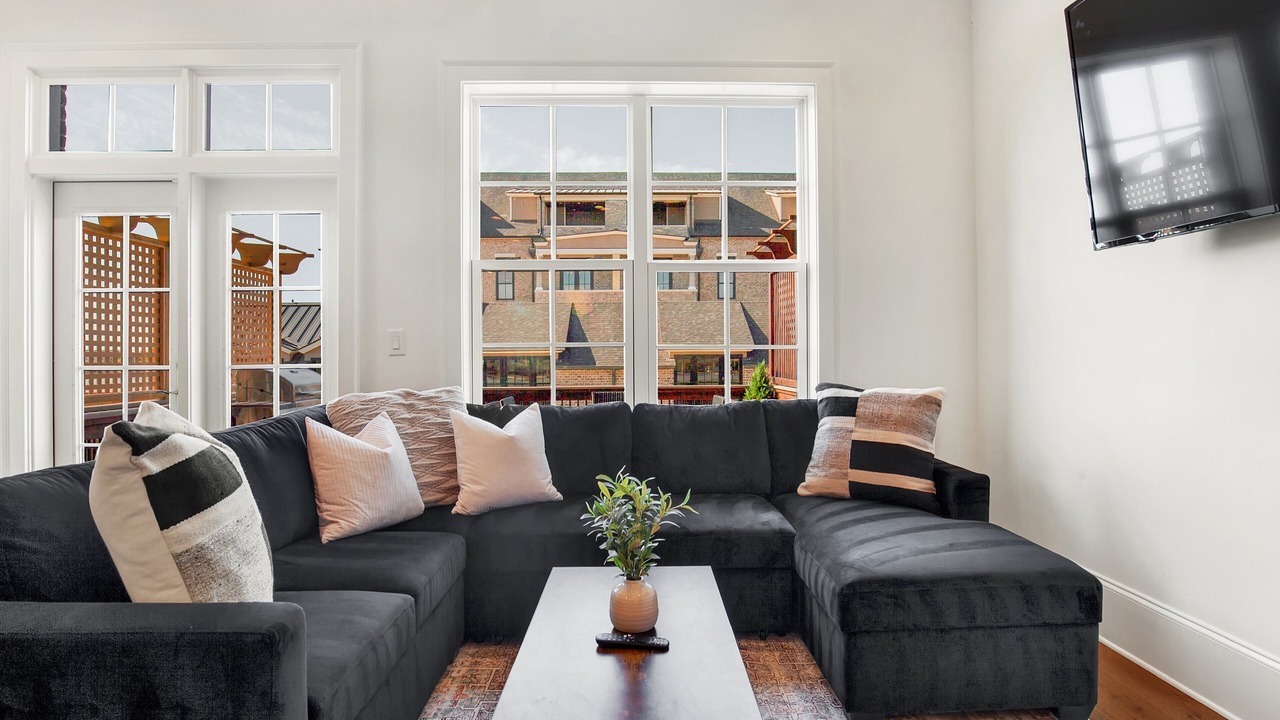 Photo of Livingroom in Hitch Village - Fred Wessels Homes