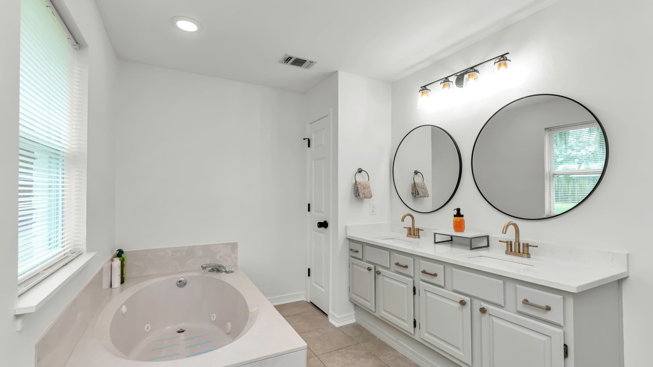 Photo of Bathroom in Fort Walton Beach