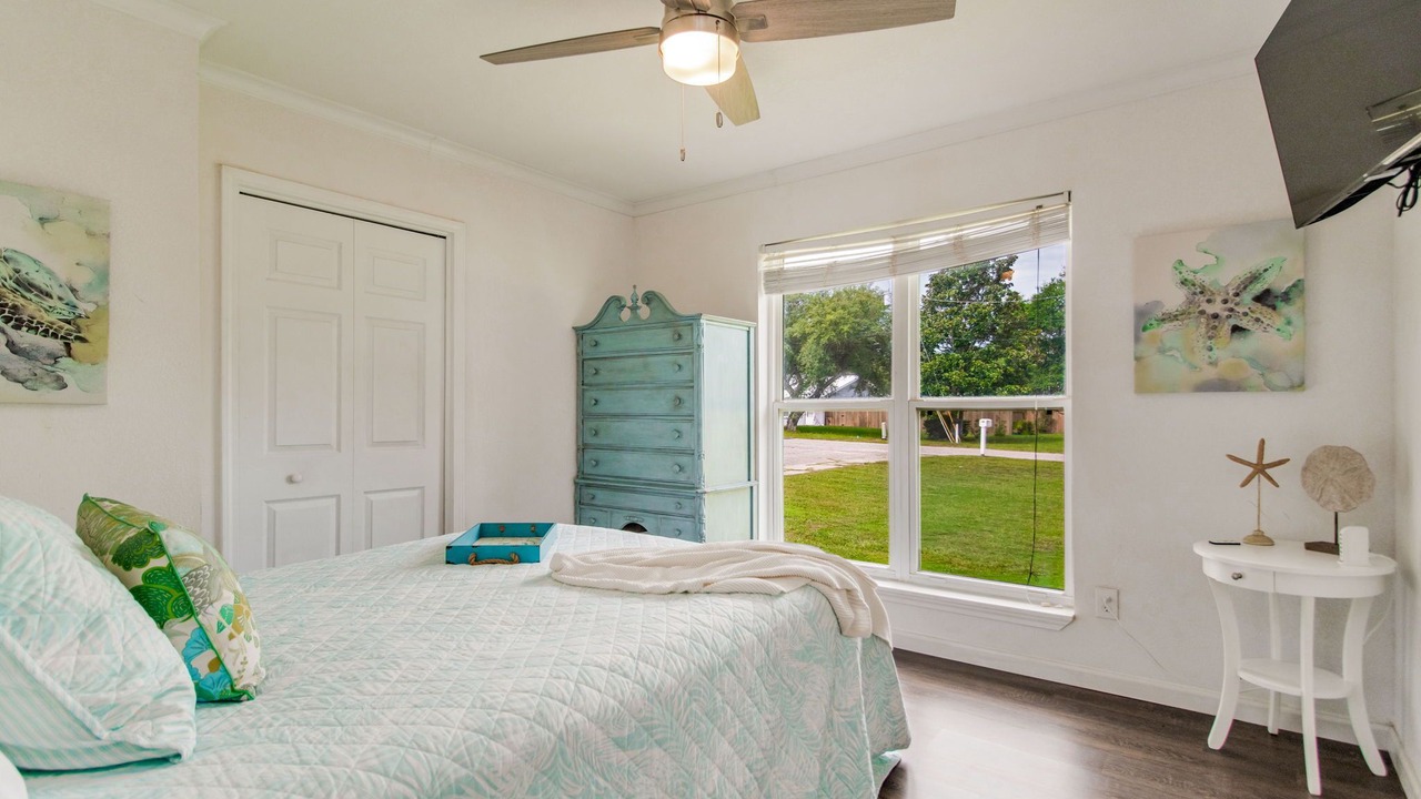 Photo of Bedroom in Sunset Bayou