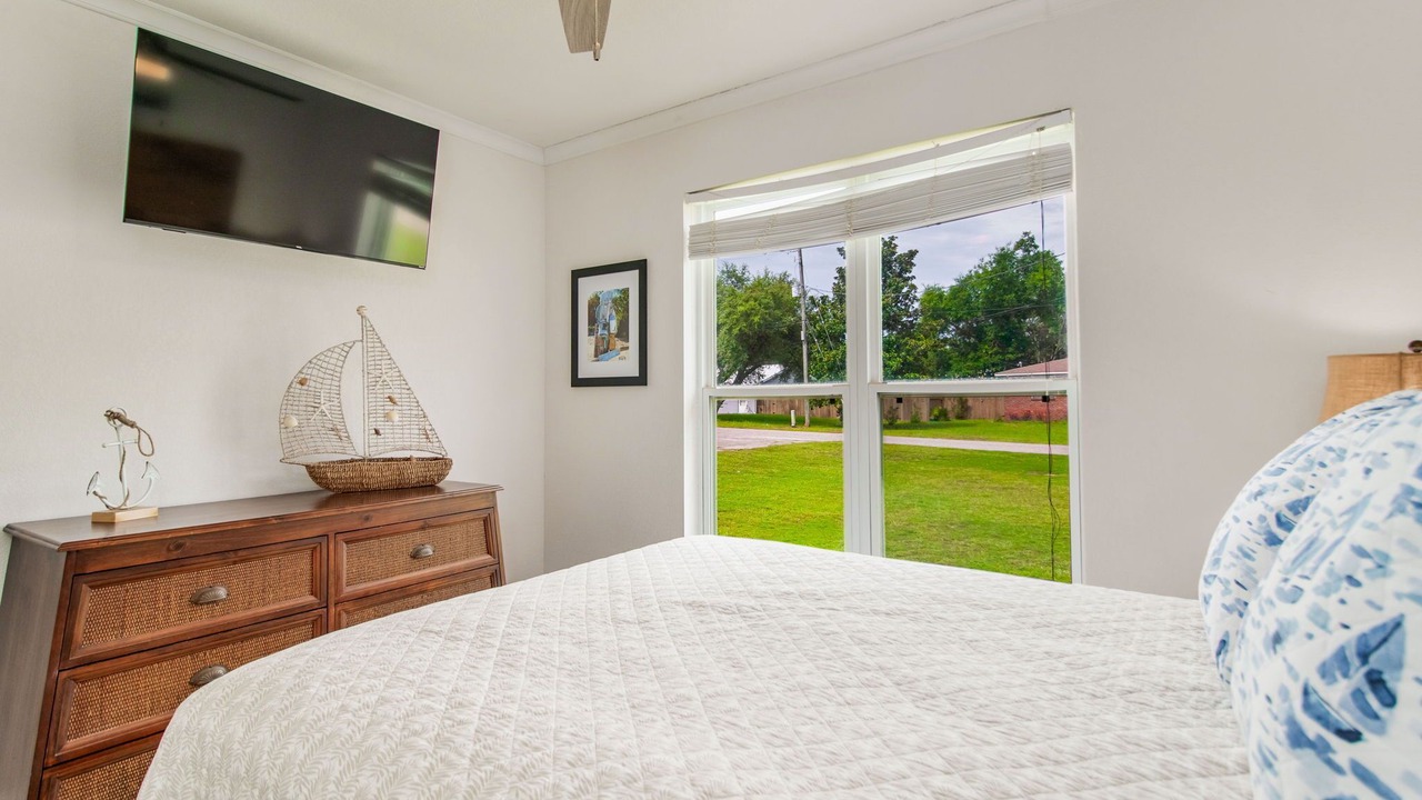 Photo of Bedroom in Sunset Bayou
