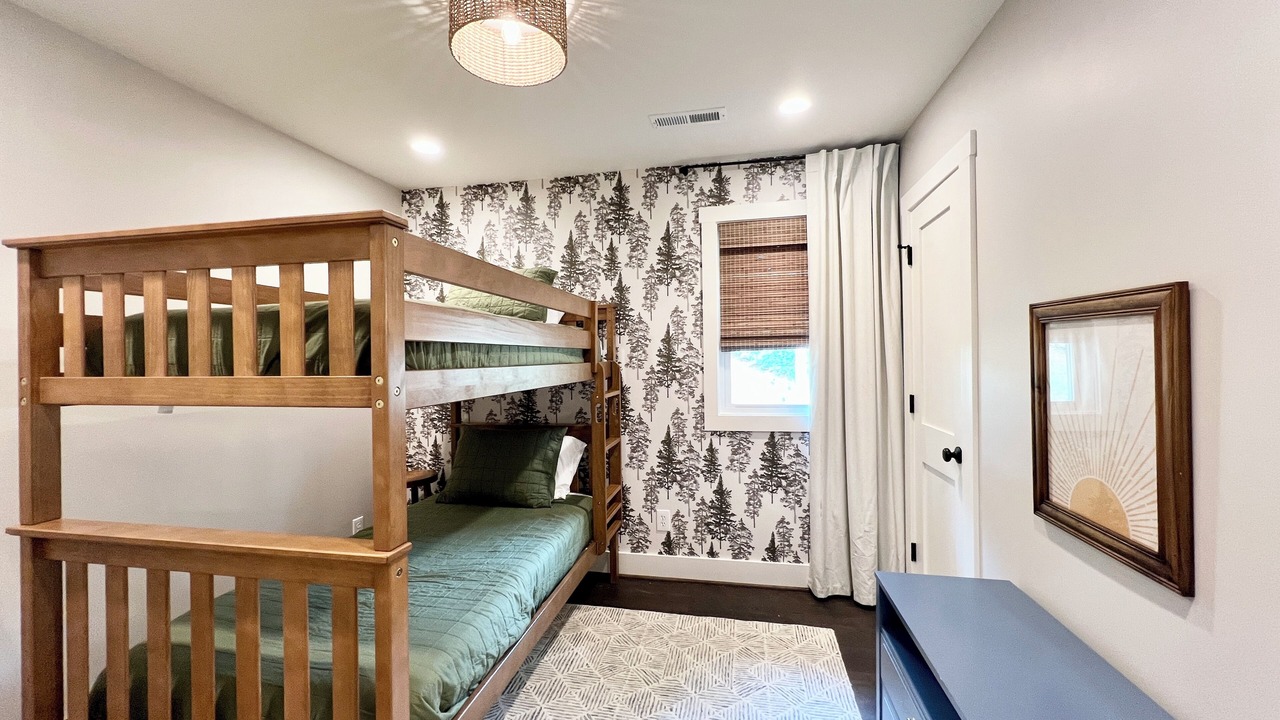 Photo of Bedroom in Crane Hill