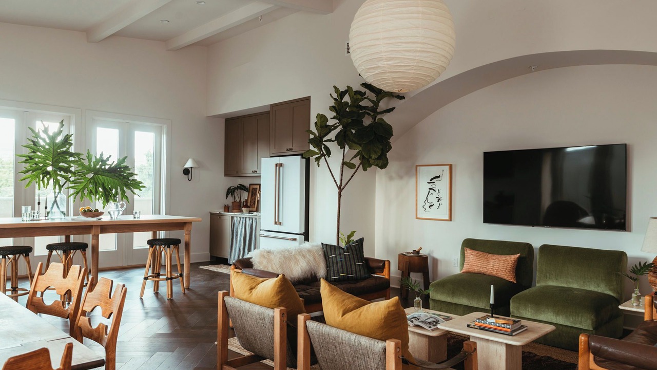 Photo of Livingroom in Lower Garden District