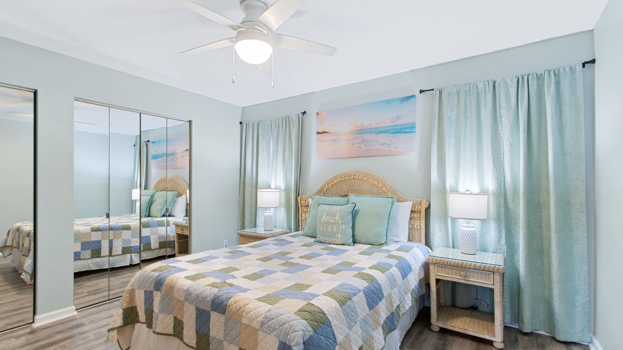 Photo of Bedroom in Gulf Shores