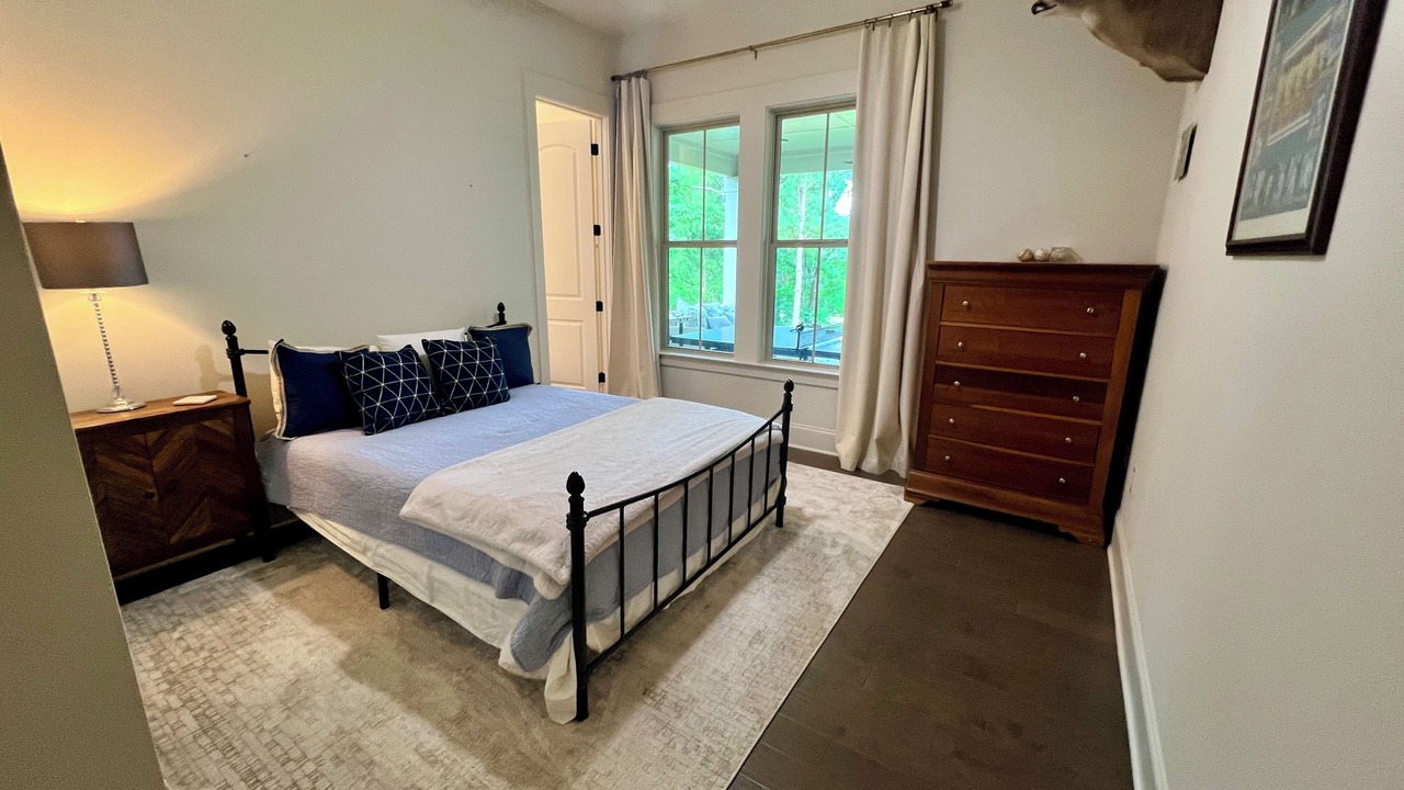Photo of Bedroom in Waverly