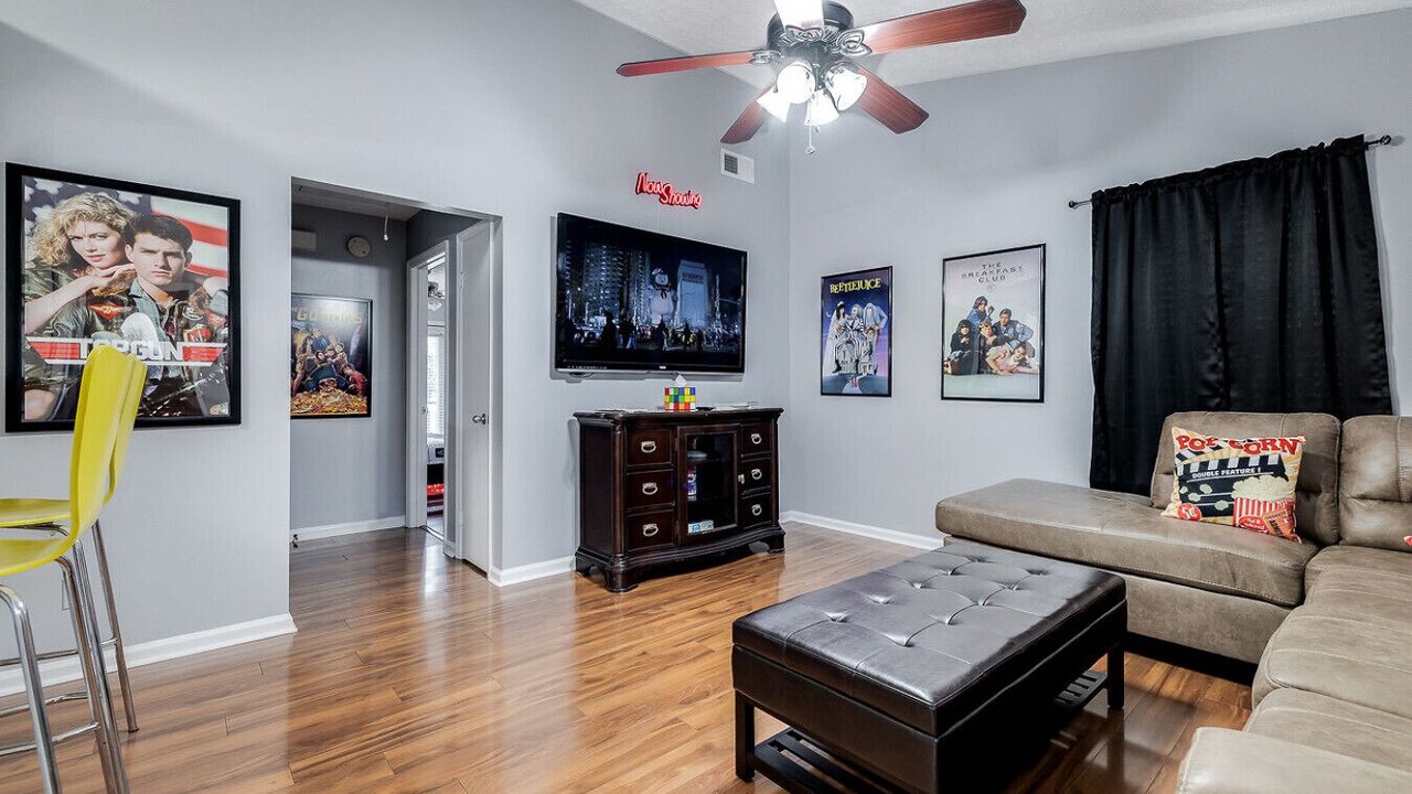 Photo of Livingroom in Whitemarsh Island