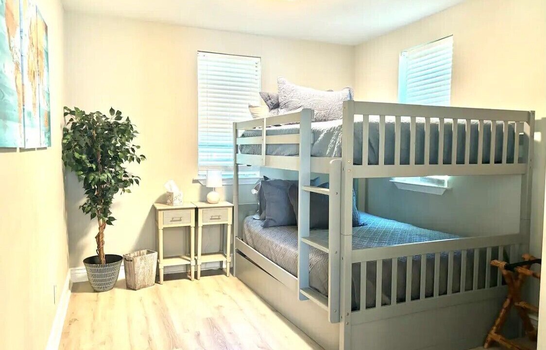 Photo of Bedroom in Theodore