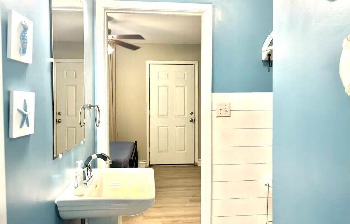 Photo of Bathroom in Theodore