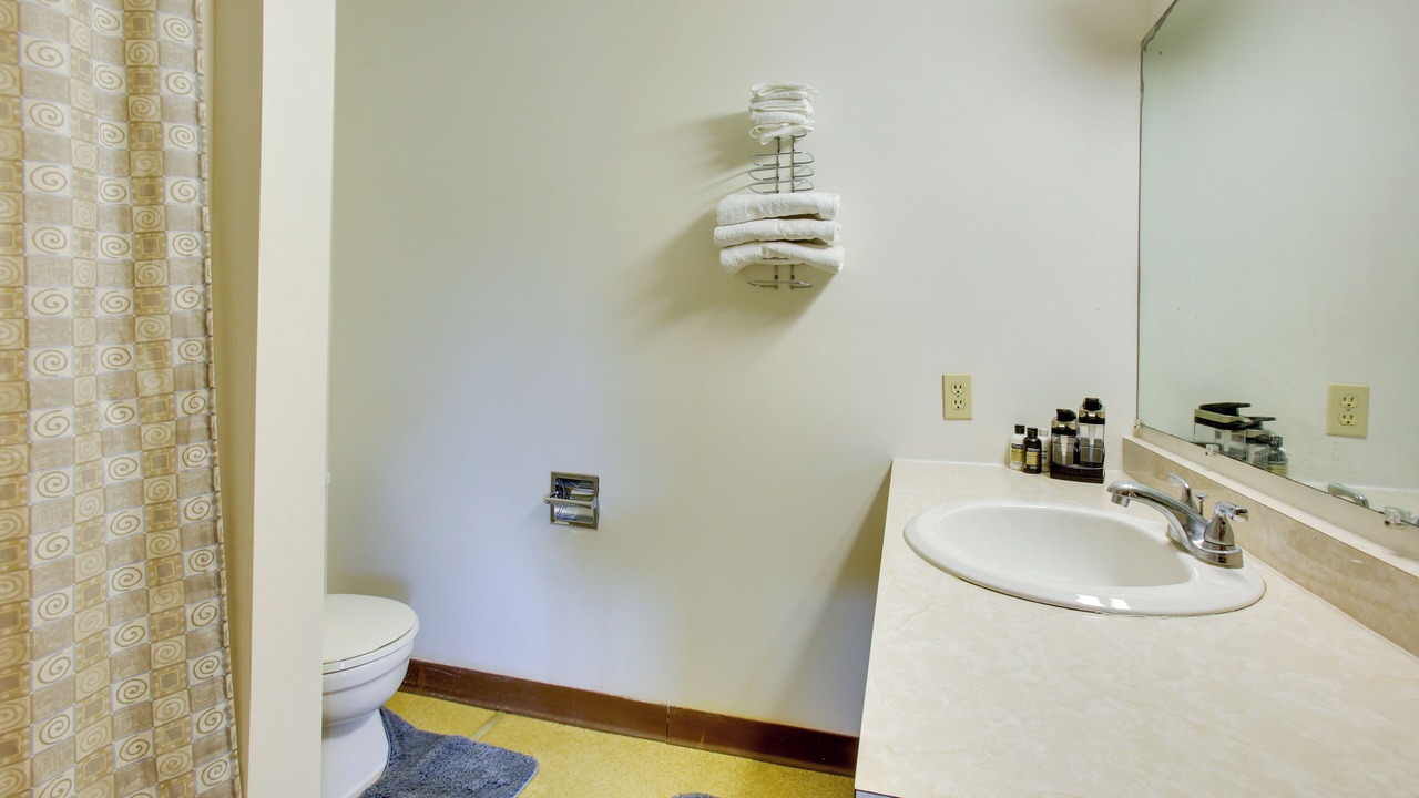 Photo of Bathroom in Lake City