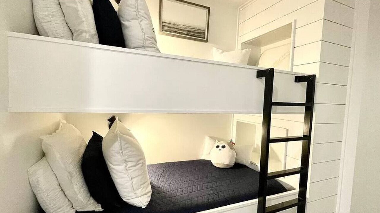 Photo of Bedroom in Gulf Shores