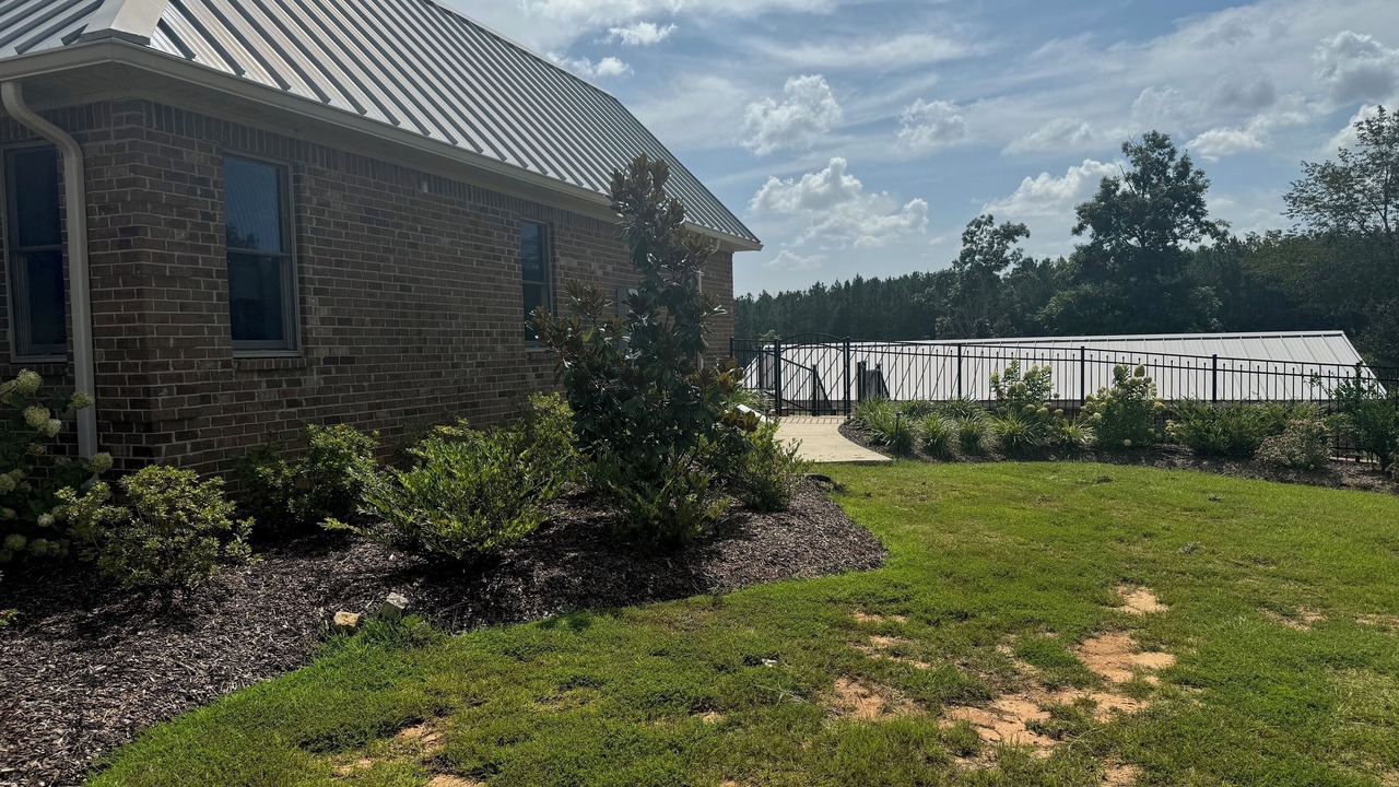 Photo of Outdoor in Ruth