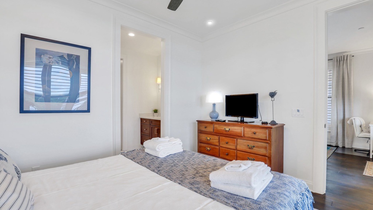 Photo of Bedroom in Hitch Village - Fred Wessels Homes