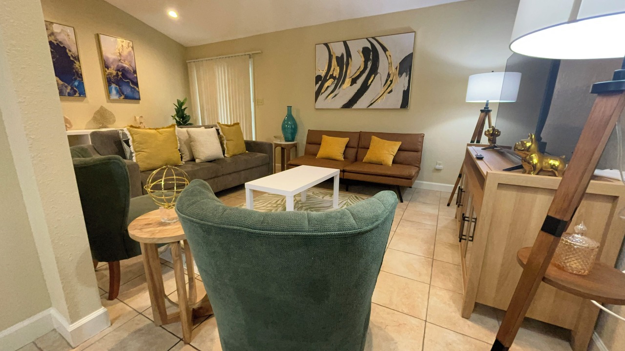 Photo of Livingroom in Valdosta
