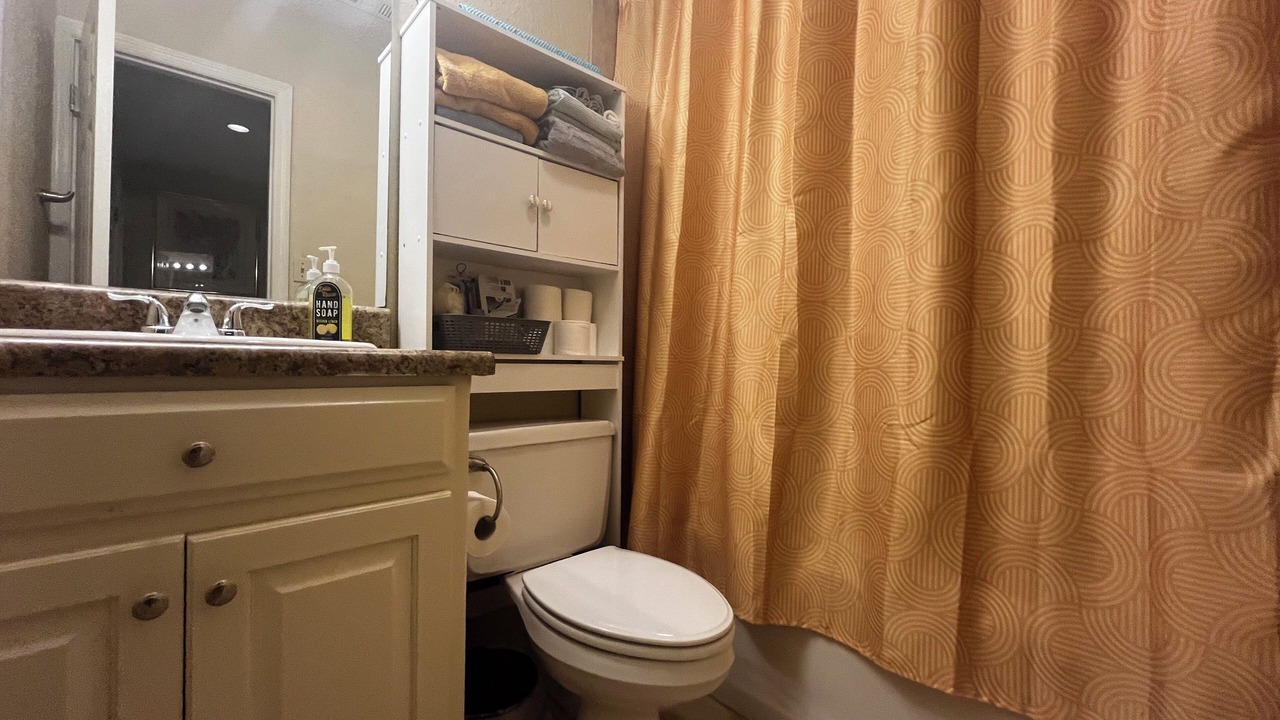 Photo of Bathroom in Valdosta