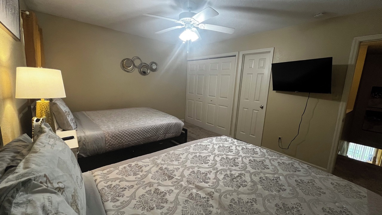 Photo of Bedroom in Valdosta