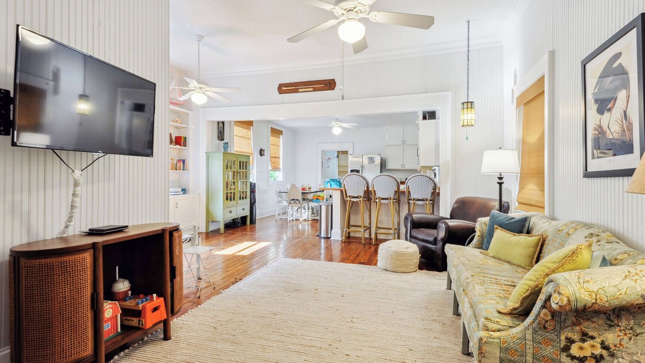 Photo of Livingroom in Old Town
