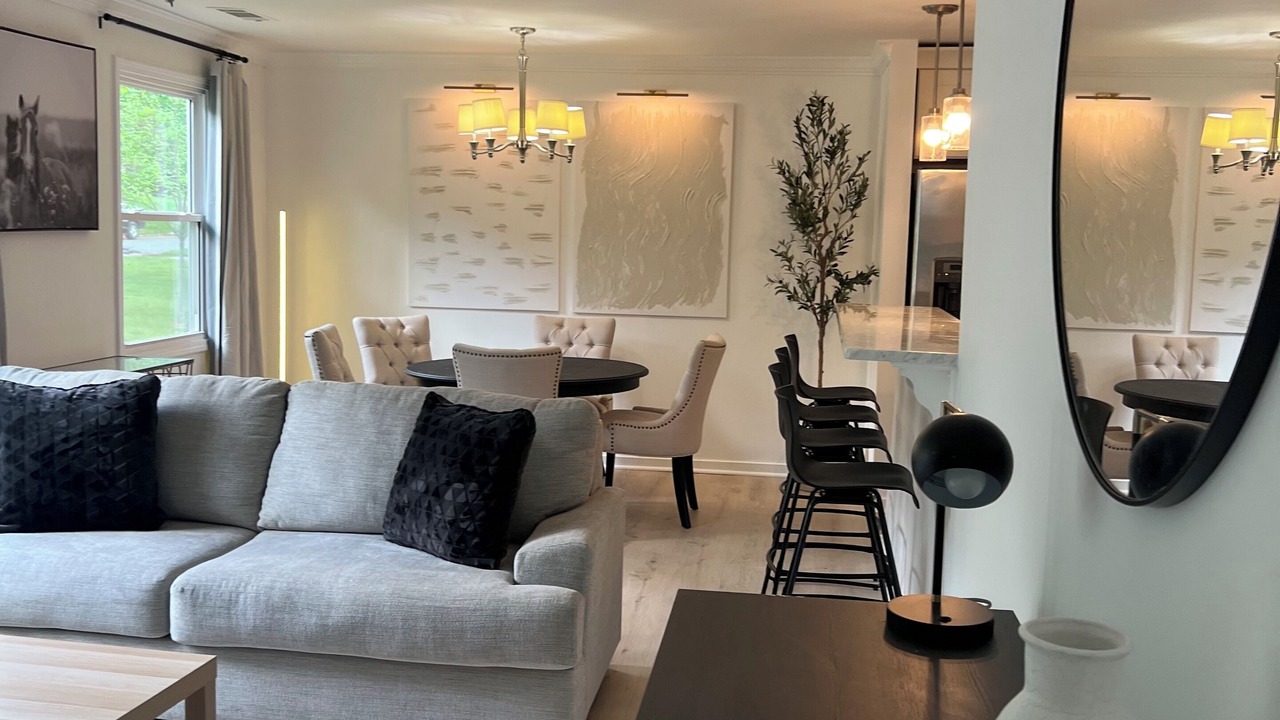 Photo of Livingroom in Sylvan Hills