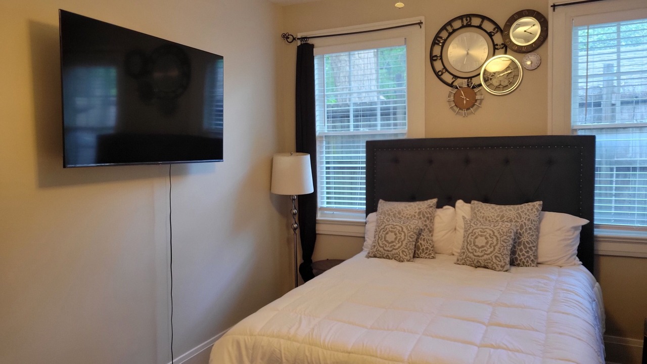 Photo of Bedroom in Montgomery