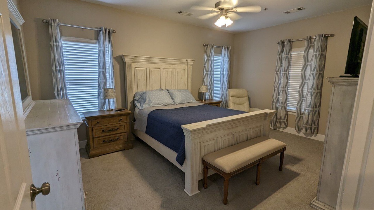 Photo of Bedroom in Tuscaloosa