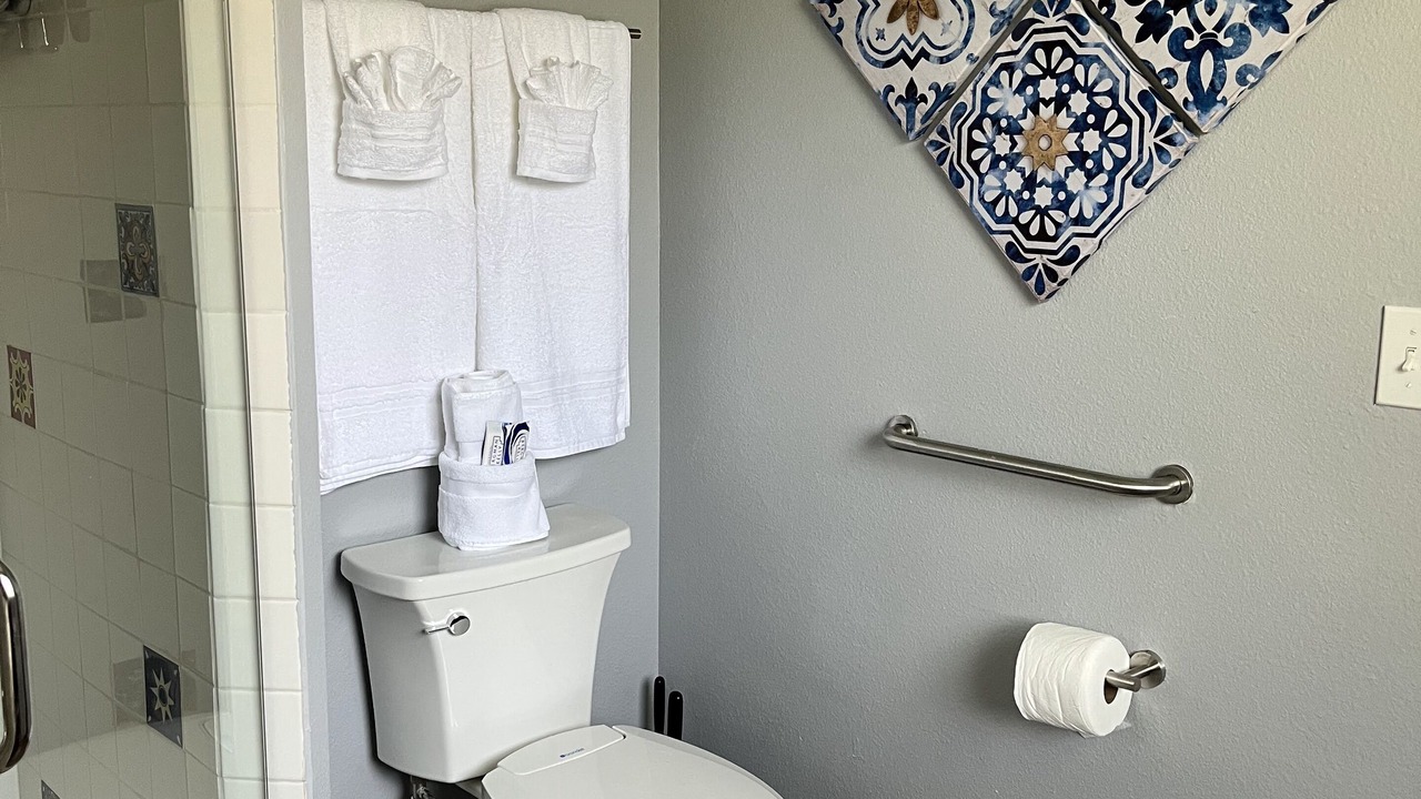 Photo of Bathroom in Alafaya Woods