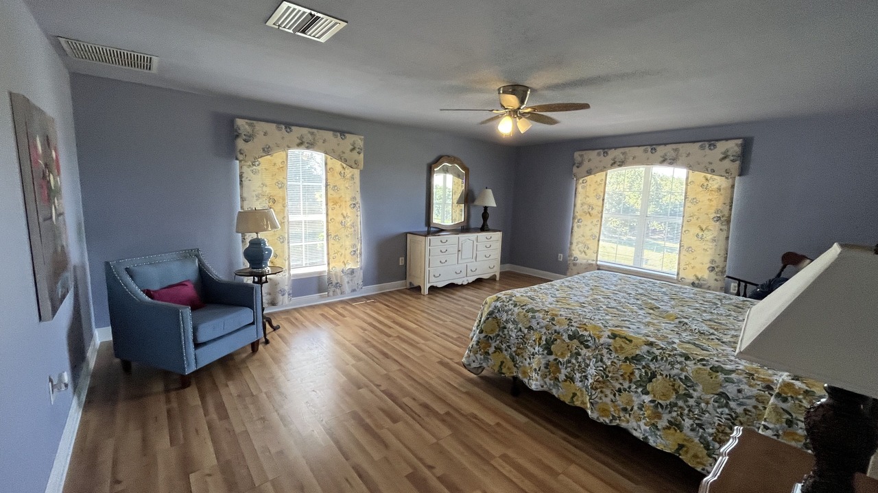 Photo of Bedroom in Umatilla