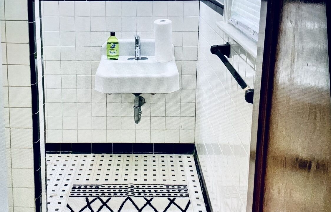 Photo of Bathroom in Perry