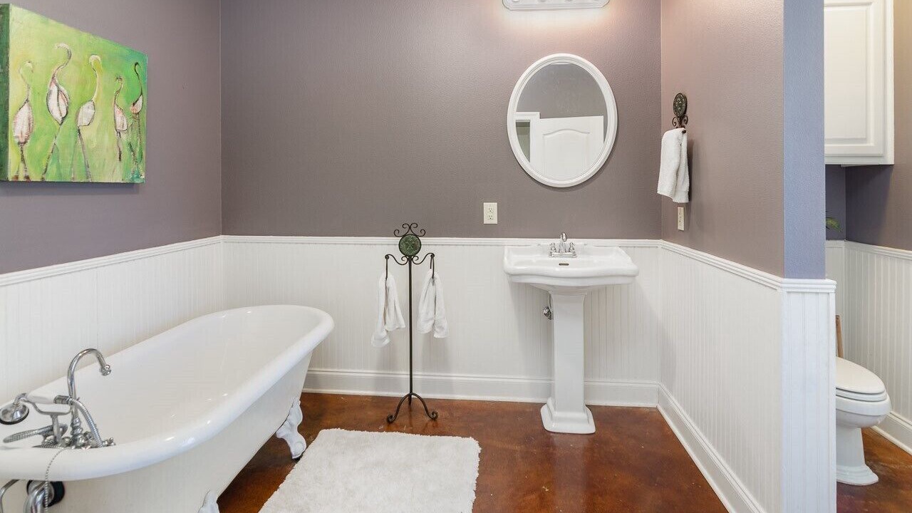 Photo of Bathroom in Burnside