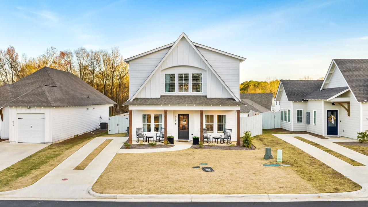 Photo of Outdoor in Auburn