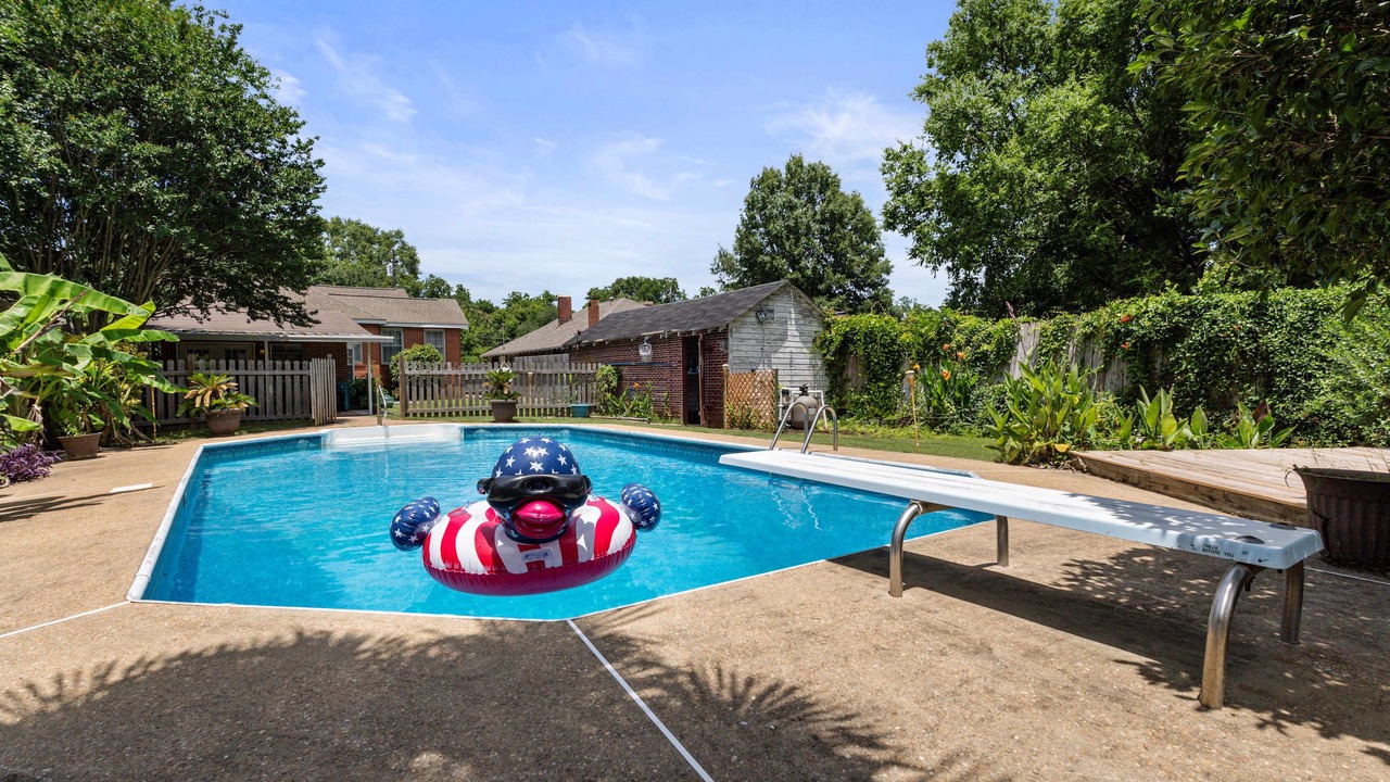 Photo of Outdoor in Montgomery