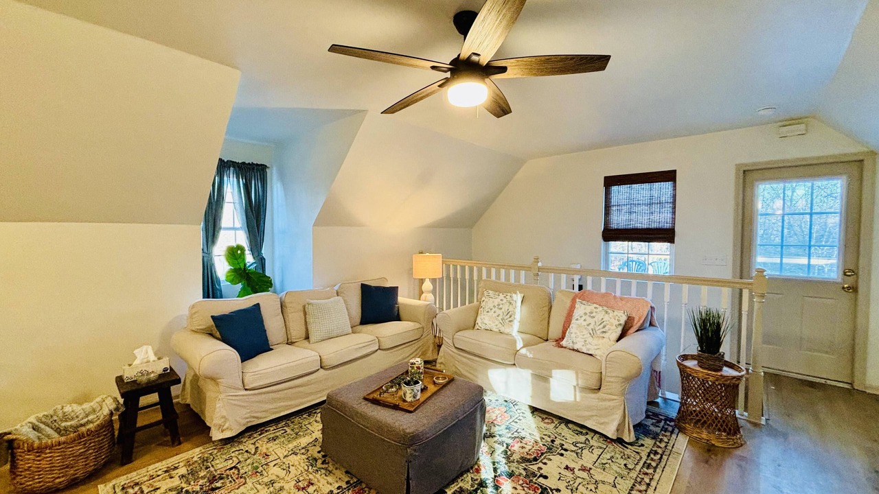 Photo of Livingroom in Hanceville