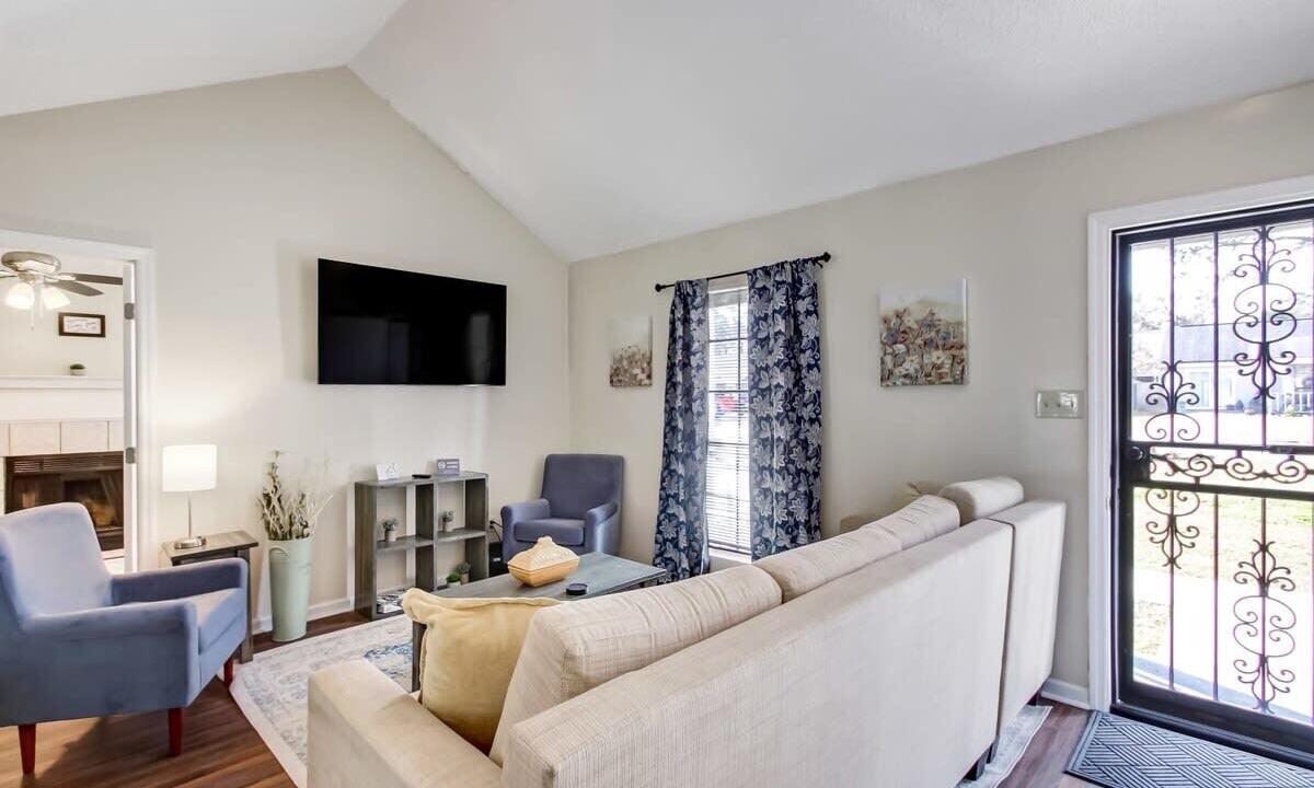 Photo of Bedroom in Savannah