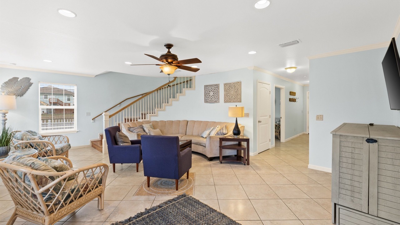 Photo of Livingroom in Bid-a-wee Beach