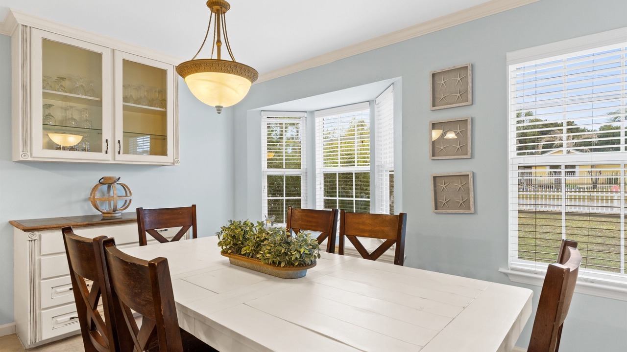 Photo of Livingroom in Bid-a-wee Beach
