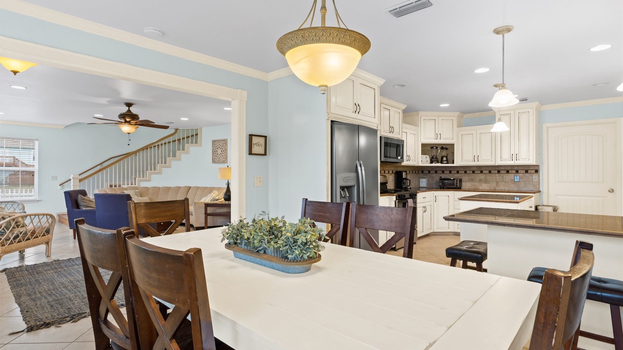 Photo of Livingroom in Bid-a-wee Beach