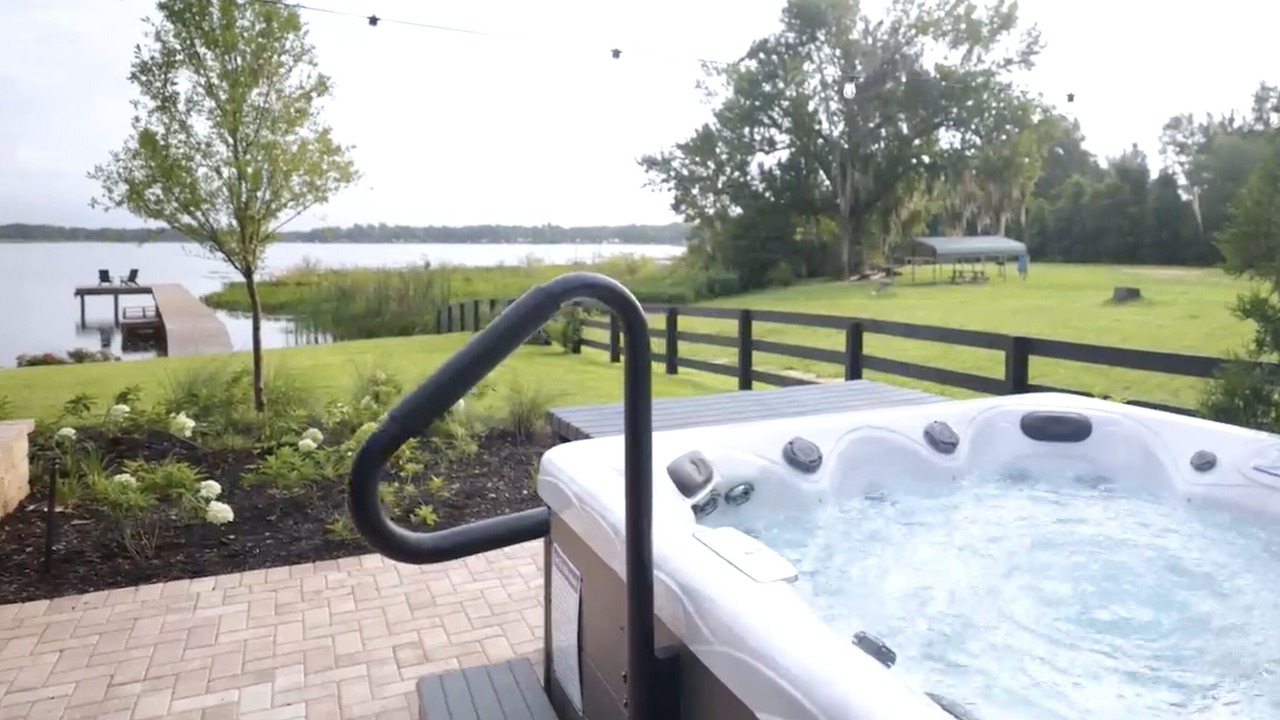 Photo of Patio Balcony in Interlachen
