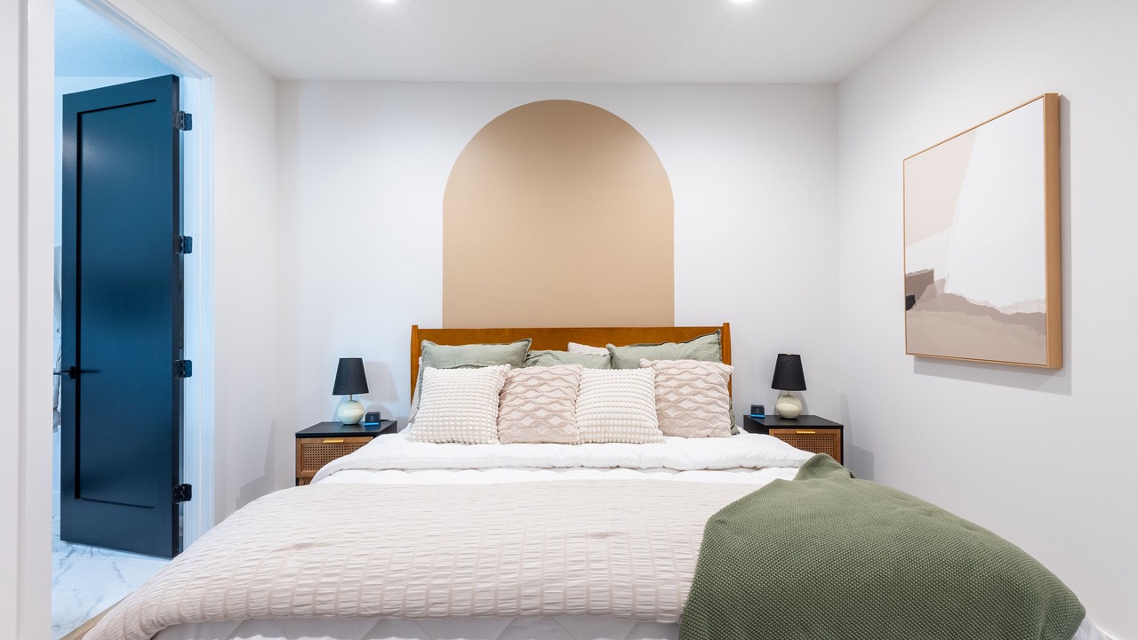 Photo of Bedroom in Interlachen