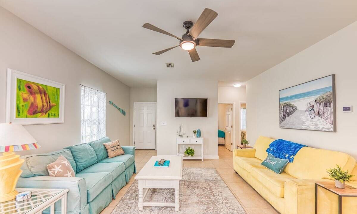 Photo of Livingroom in Orange Beach